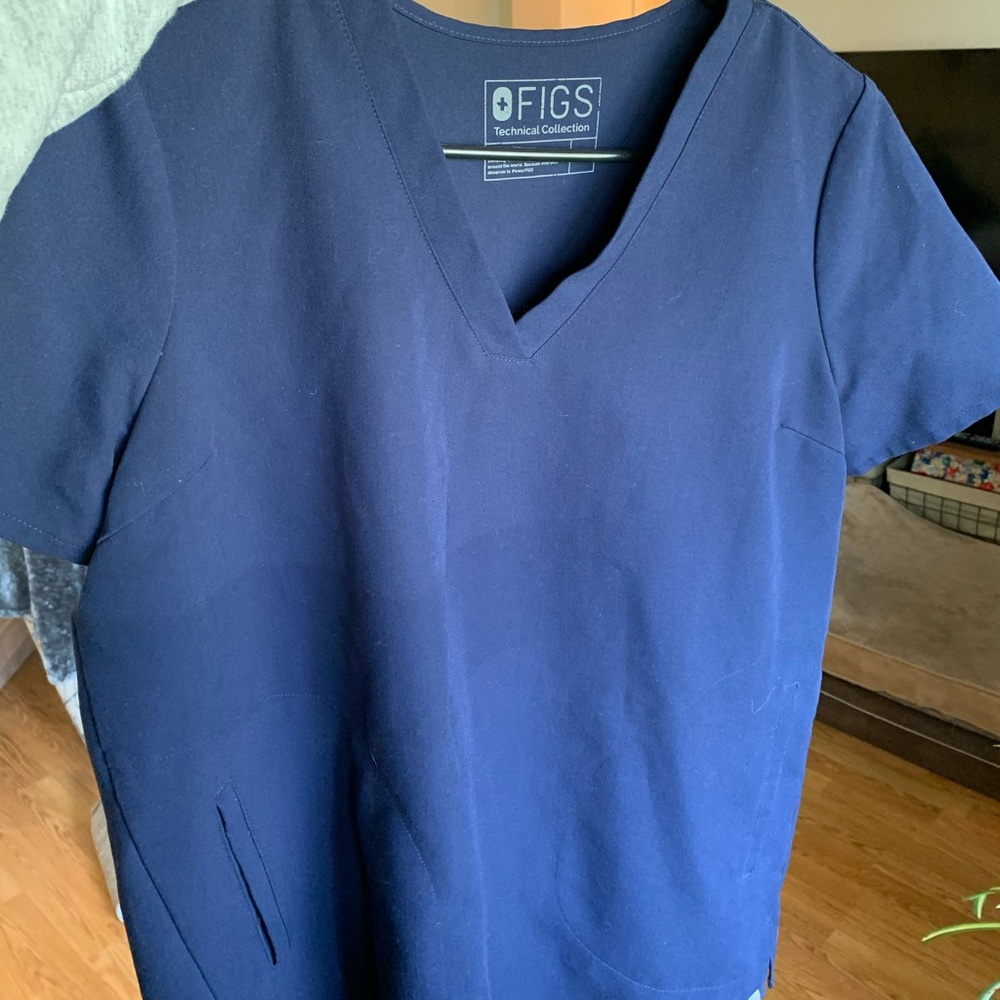 Navy Figs scrub top